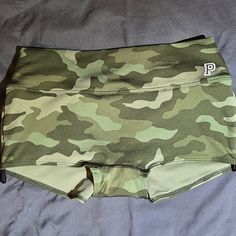 💥Women's Pink VS Ultimate Athletic Shorts